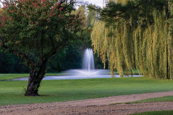 Fountains and Aerators for Golf Courses